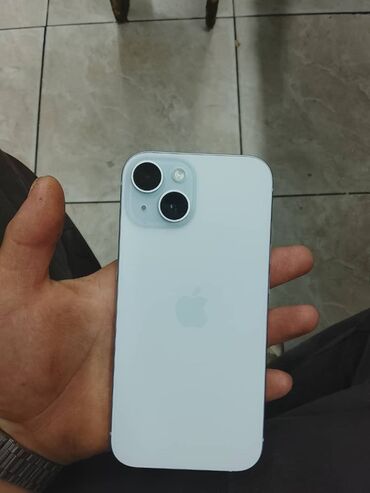 корпус комп: IPhone 15, Колдонулган, 128 ГБ, Ак, 88 %