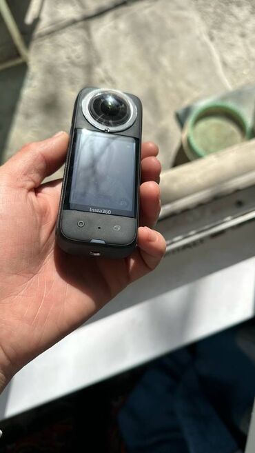 Видеокамеры: Insta 360 x3 с селфи палкой 1.5м, флешка 256гб и чехлом, комплект