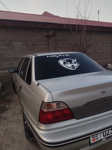 я ищу лада приора: Daewoo Nexia: 1999 г., 1.5 л, Механика, Бензин, Седан