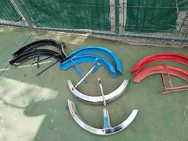 Ostalo: Prednji zadnji blatobrani automatik a 3 2000 dinara u paru Na stanju — 7