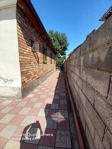 Продажа домов: 4 комнаты, 100 м², 7 соток, Бишкек, Аламединский рынок / базар Собственник — 5