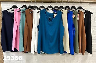 Bluze: 05. Za punije dame
XL 2XL 3XL
1 kom 1.800 dinara
2 kom 2.600 dinara H — 11