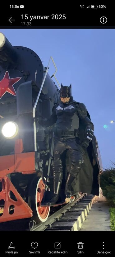 Hazır biznes: The Batman 2022 cosplay kostymuyu satilir. her bir detali deqiq