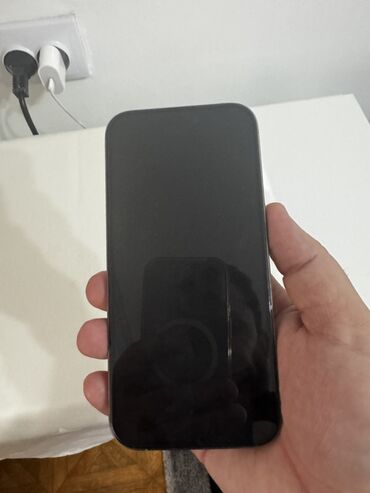 Apple iPhone: IPhone 15 Pro, Б/у, 256 ГБ, Графит, Зарядное устройство, Коробка, Чехол, 86 % — 5