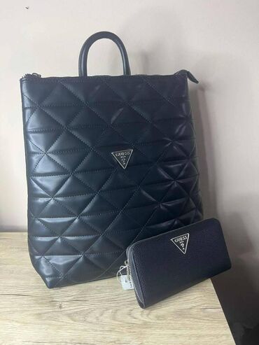 Torbe: Guess ranac NOVO

Novo
Replika

fb Moja Kupovina 1 — 23