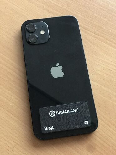 Apple iPhone: IPhone 12, Б/у, 64 ГБ, Черный, Зарядное устройство, Защитное стекло, Чехол, 83 %