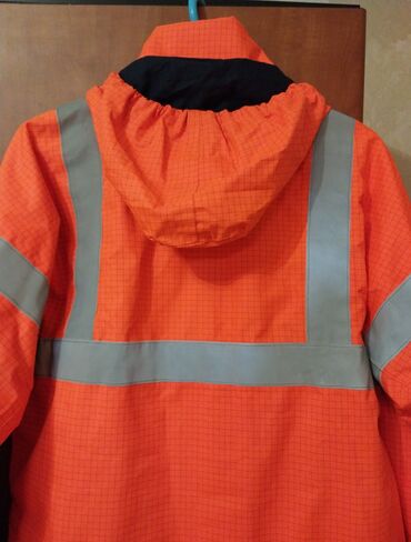 Digər kişi geyimləri: Uniforma. Kutka.az işlenmiş.sökuyu yoxdur.(Razmer:M-48)Qalındı. Su — 4