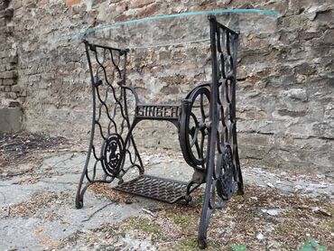 fotelja na razvlačenje lesnina: Club tables, Oval, Metal, Used