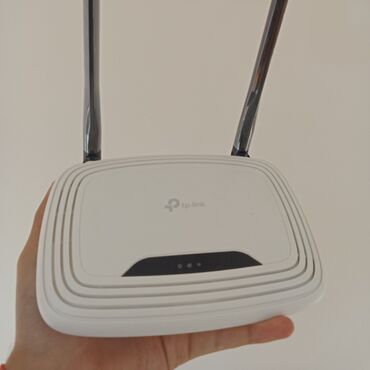 wifi adapter qiymeti: TP-Link TL-WR841N(EU) 300mbps Wireless N Router. Çox az işlənib, təzə