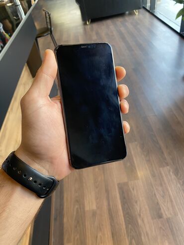 iphone 11 qutu: IPhone 11 Pro Max, 256 GB, Space Gray, Simsiz şarj, Face ID