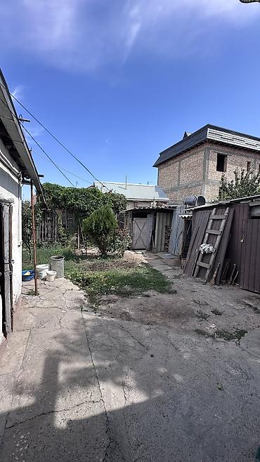 Продажа коттеджей и домов: 4 комнаты, 29 м², 3 соток, Бишкек, Рабочий Городок Собственник — 14