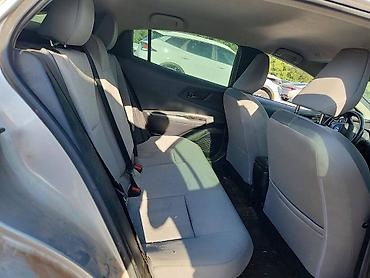 highlander 2: Toyota Prius: 2024 г., 2 л, Автомат, Гибрид — 8
