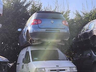 golf 2: VOLKSWAGEN GOLF 5 1.6FSI 2006. GOD. - KOMPLETAN AUTO U DELOVIMA | — 1