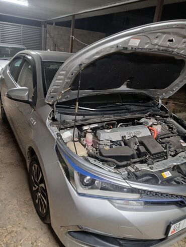 зарядное устройство для электромобиля: Toyota Corolla: 2019 г., 1.8 л, Автоматические, Электромобиль, Седан