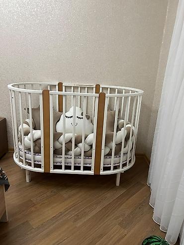 Beşiklər: Beşik. 130 azn. matras var ölçü 133*83 ünvan Bayıl(Aişə)Oval formalı — 1