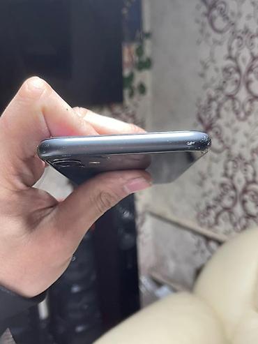 Apple iPhone: IPhone 11, Б/у, 64 ГБ, Черный, Чехол, 75 % — 6