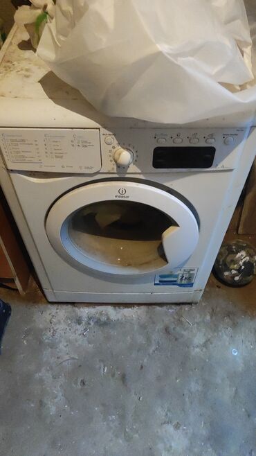 sharp paltaryuyan: Paltaryuyan maşın Indesit, 7 kq, İşlənmiş, Avtomat, Ünvandan götürmə