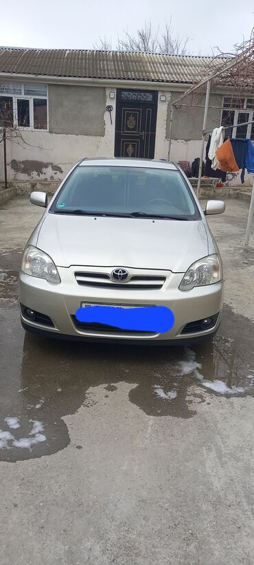 Toyota: Toyota Corolla hatchback (E12) – gümüşü rəng. - Kuzov: 5 qapılı — 3