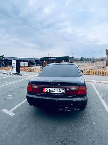 mazda 326: Mazda 323: 1995 г., 1.6 л, Автомат, Бензин, Седан — 2