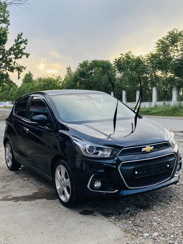 Chevrolet: Chevrolet Spark: 2017 г., 1 л, Автомат, Бензин, Хэтчбэк