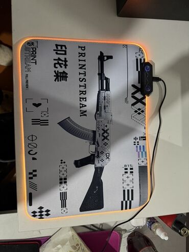 короб на буфер: Игровой коврик для мыши с RGB‑подсветкой «PRINTSTREAM» - Дизайн