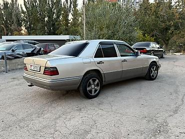 rolls rois: Mercedes-Benz E-Class: 1994 г., 2.2 л, Механика, Бензин, Седан — 4