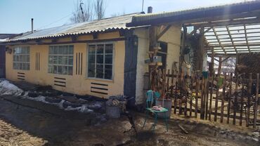 дома бешкунгей: Барак, 93 кв. м, 6 бөлмө, Менчик ээси