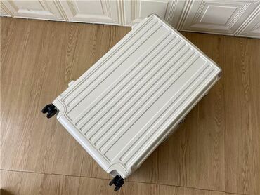 Чемоданы: Продаю чемоданы на любой вкус и цвет. Хорошие цены. Есть все размеры at lalafo.kg — 19 Чемоданы: Продаю чемоданы на любой вкус и цвет. Хорошие цены. Есть все размеры — 19