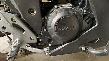 Suzuki: Мотоцикл Suzuki (спортбайк) - Марка/модель: Suzuki, серия GSX — 2