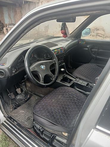 BMW: BMW 5 series: 1993 г., Седан — 9