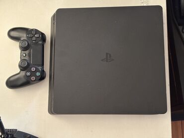 PS2 & PS1 (Sony PlayStation 2 & 1): Playstation 4 Slim 1TB, ideal vəziyyətdədir, heç bir problemi yoxdur