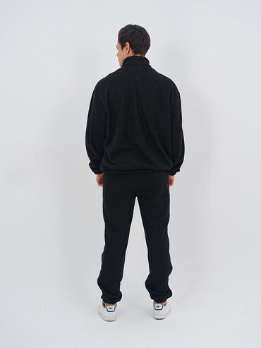 Спортивные костюмы: Мужской спортивный костюм, однотонный черный. + - Комплект: свитшот — 2