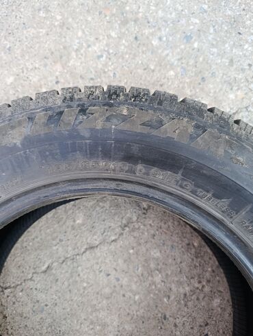 шины шипованные бу: Шиналар 195 / 60 / R 15, Winter stud, Колдонулган, Жуп, Жеңил унаалар, Жапония