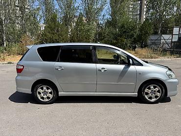 250: Toyota Ipsum: 2003 г., 2.4 л, Бензин, Минивэн — 2