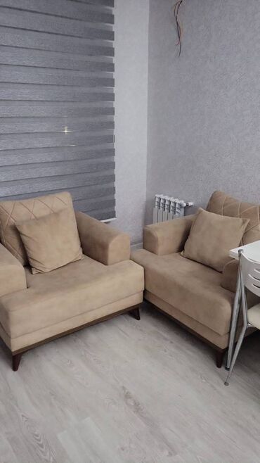 Uzunmüddətli kirayə mənzillər: Sumqayıt Bağça şəhər kompleksində, 11 mərtəbəli binanın 3 mərtəbəsində — 3