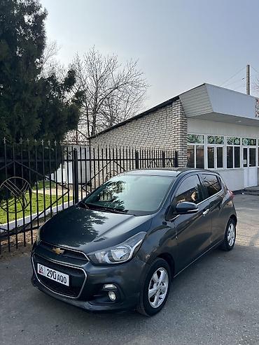 Chevrolet: Chevrolet Spark: 2017 г., 1 л, Бензин, Хэтчбэк — 2