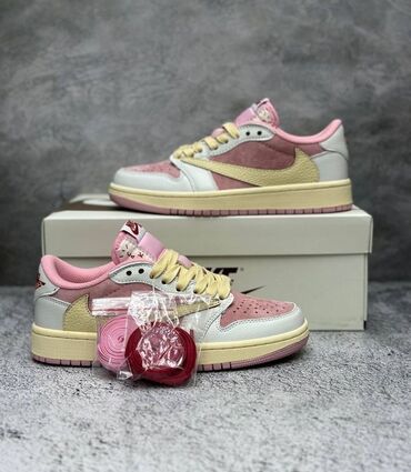 бутсы найк: Кроссовки Travis Scott x Air Jordan 1 Low ‘Sail/Shy Pink’ 36-41 📸 Все