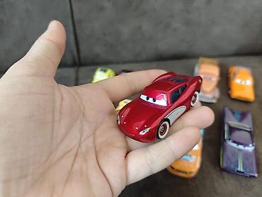 saxta baba satisi: Uşaq oyuncaqları – metal və plastikdən hazırlanmış 1:64 təxmini ölçülü — 3