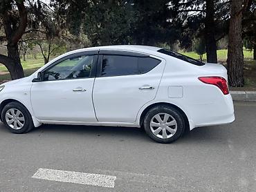 nisan altima: Nissan Sunny: 1.2 l | 2015 il Sedan — 4