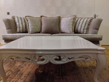 Divan və masa dəstləri: Klassik divan, Qonaq otağı üçün, Açılmayan — 1