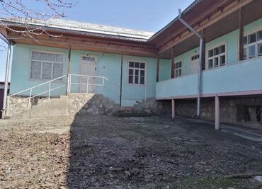 продажа дом село токмок: 650 м², 6 комнат, Старый ремонт Без мебели