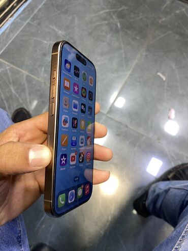 Apple iPhone: IPhone 16 Pro, Qızılı — 3