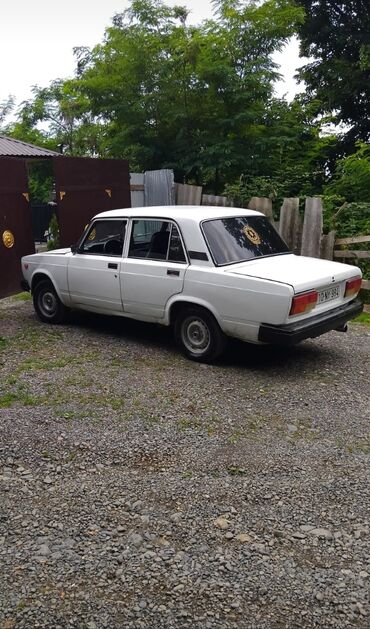 təkər 16 c: VAZ (LADA) 2107: 0.7 l | 1987 il 2222 km Universal