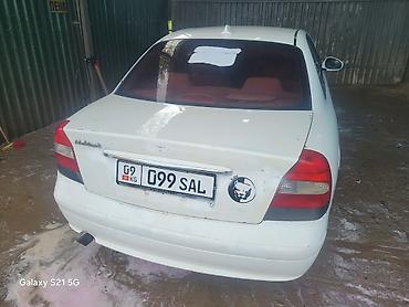 митсубиси спаке стар: Daewoo Nubira: 2000 г., 1.5 л, Механика, Бензин, Седан — 4
