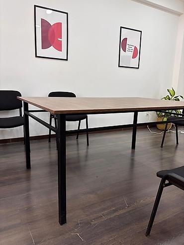 ofis stol: Ofis/İş masası – metalkarkaslı, taxta üstlü - Material: Qara rəngli — 1