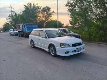 салон субару: Subaru Legacy: 2002 г., 2 л, Автомат, Бензин, Универсал