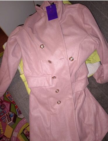 zenski kaputi novi pazar: Original italijanski zenski kaput, velicine s, m, l, xl, roze boje