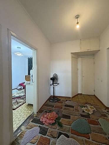 отель бишкек: 3 комнаты, 60 м², 4 этаж — 3