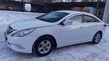 сдаётся авто с последующим выкупом: Hyundai Sonata: 2016 г., 2 л, Типтроник, Газ, Седан