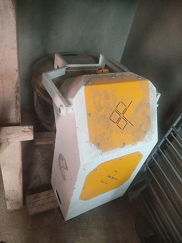beton desen: Sənaye beton qarışdırıcısı (pan tipli) - Tip: Dairəvi kazanlı, üstdən — 1